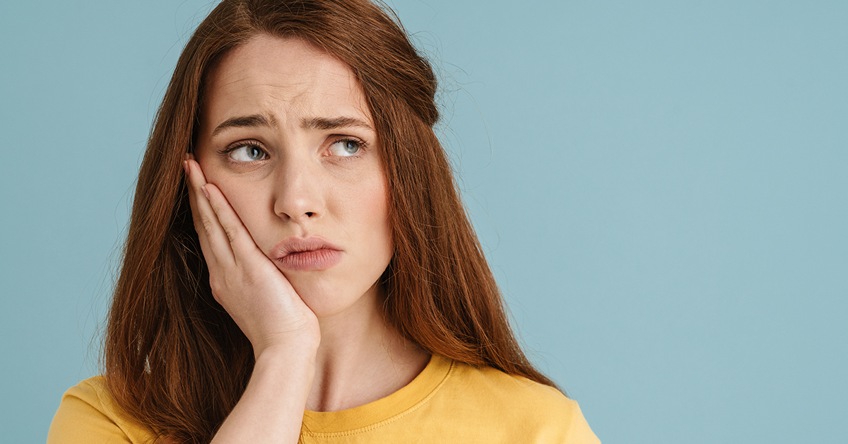 woman with toothache